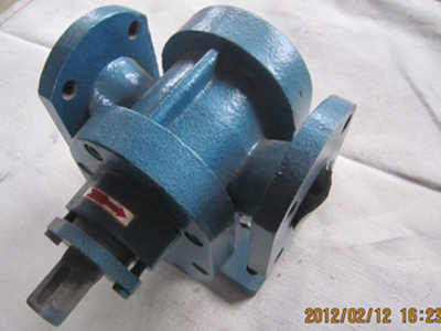 Coal tar oil pump